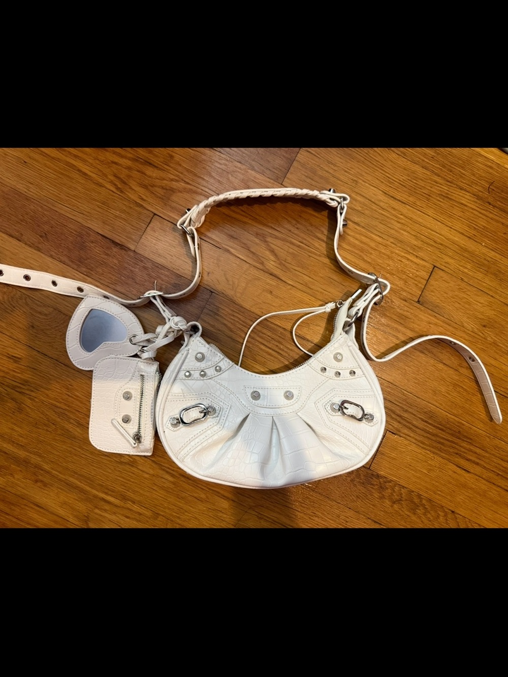 White Kids Shoulder Bag with Heart Mirror and Card Holder
